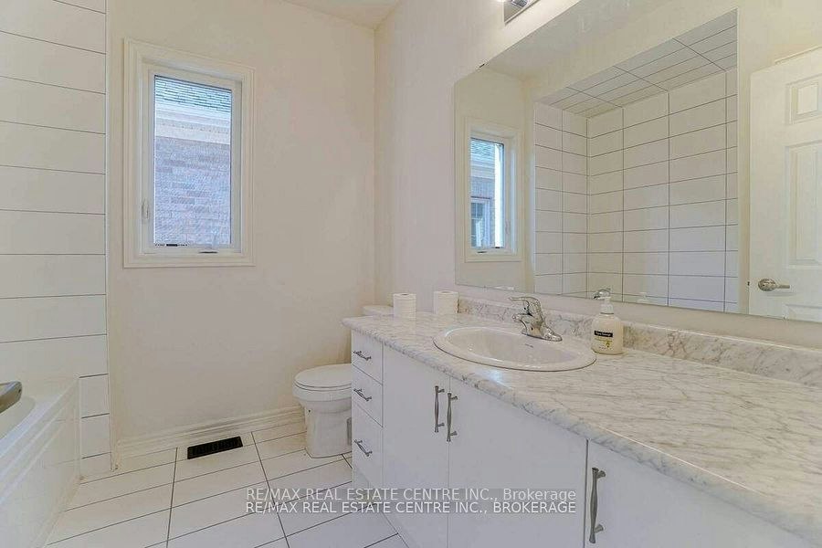 BSMT-151 Agro Street, Hamilton, ON, L0R 2H7 - 28