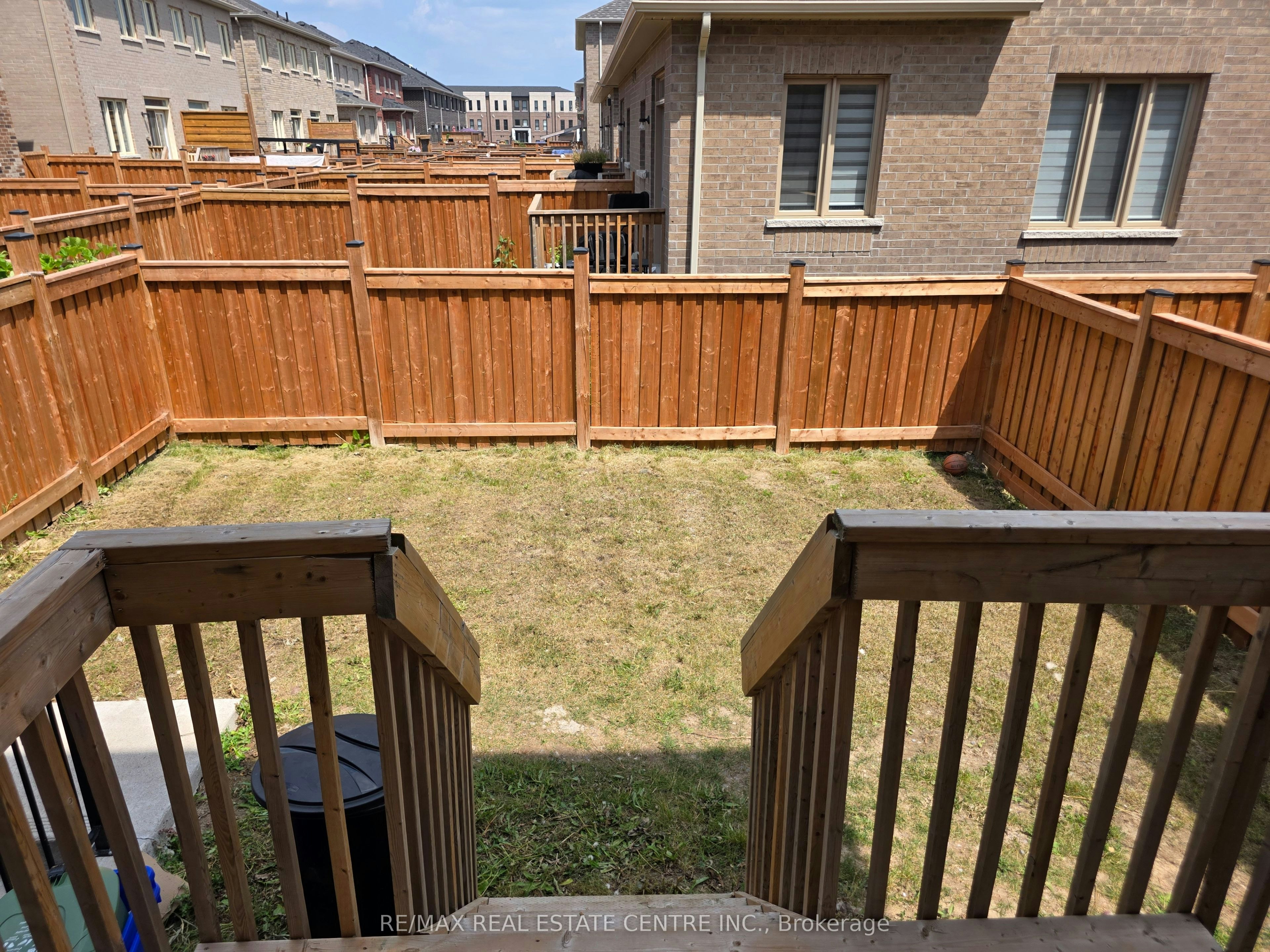 BSMT-151 Agro Street, Hamilton, ON, L0R 2H7 - 30