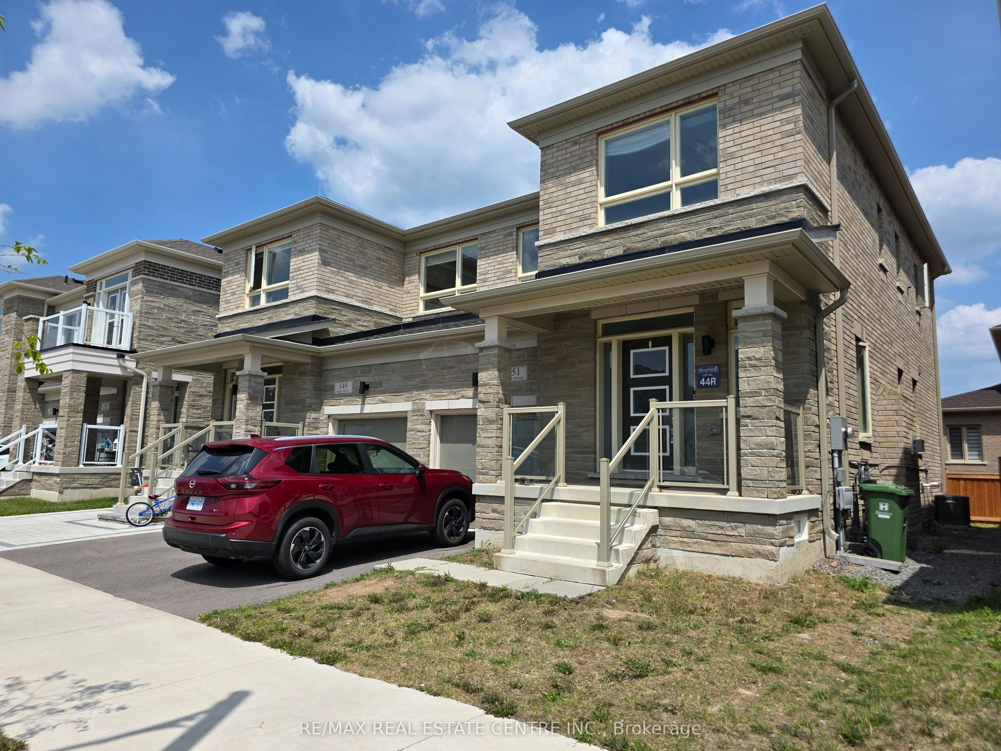 BSMT-151 Agro Street, Hamilton, ON, L0R 2H7