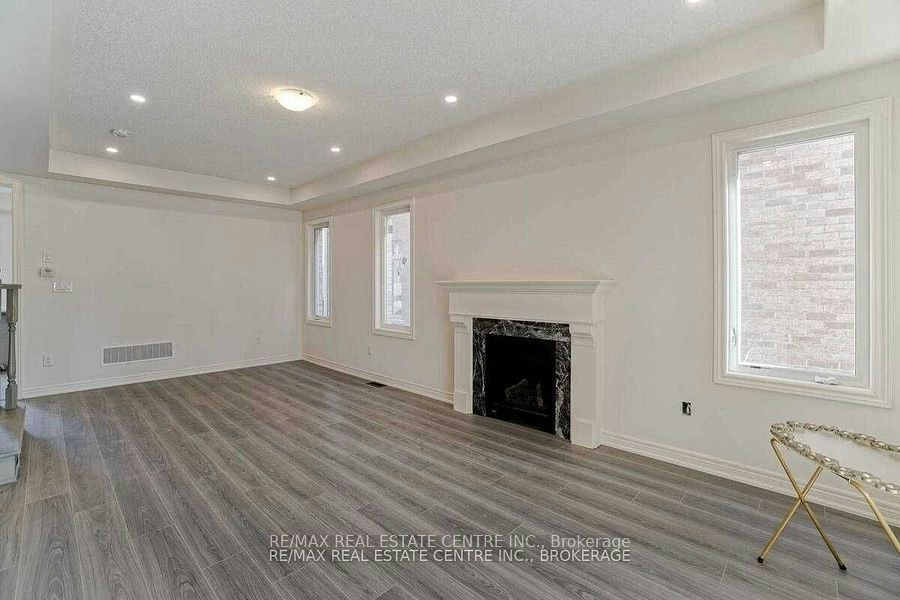 BSMT-151 Agro Street, Hamilton, ON, L0R 2H7 - 7
