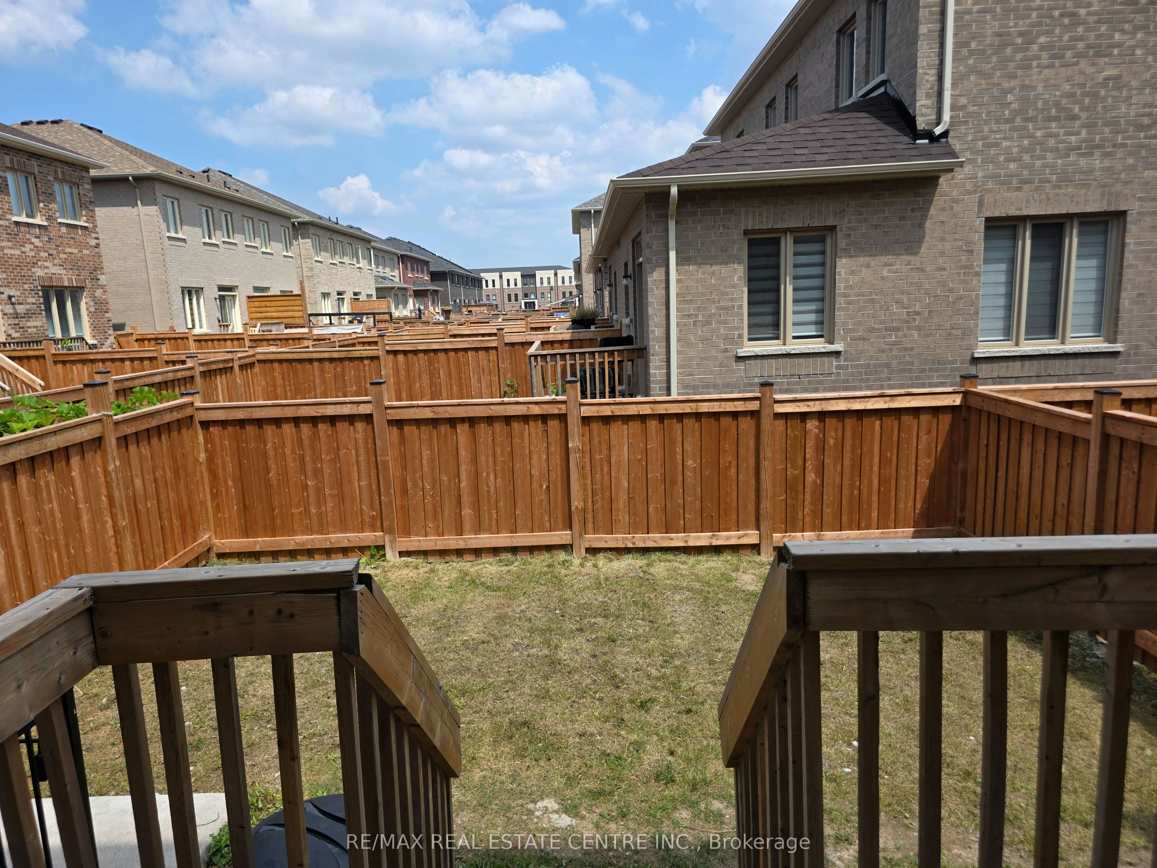 BSMT-151 Agro Street, Hamilton, ON, L0R 2H7 - 31