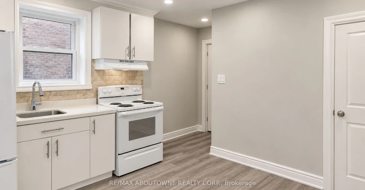 3-213 Bowman Street, Hamilton, ON, L8S 2T9 - 5
