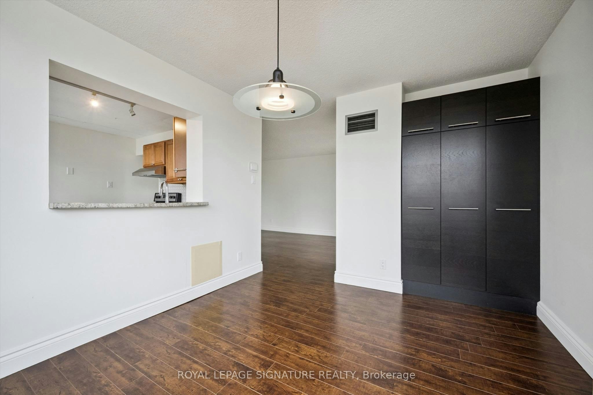 401-150 Queen Street S, Kitchener, ON, N2G 4T7 - 12