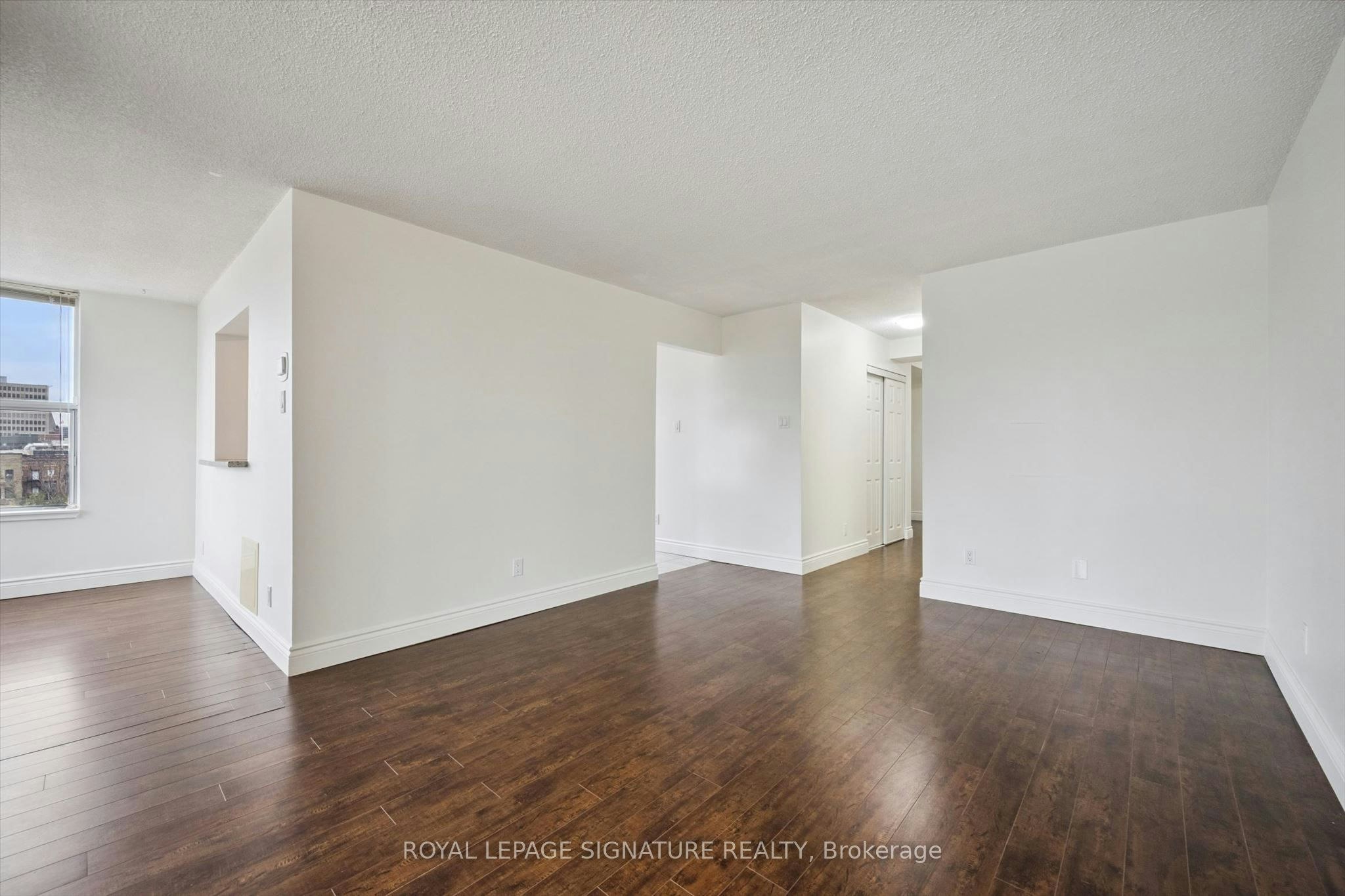 401-150 Queen Street S, Kitchener, ON, N2G 4T7 - 4