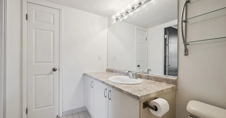 401-150 Queen Street S, Kitchener, ON, N2G 4T7 - 17