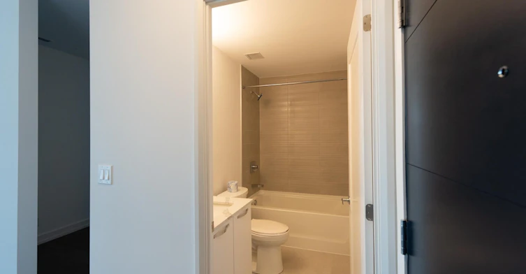 1604-75 James Street S, Hamilton, ON, L8P 2Y9 - 16