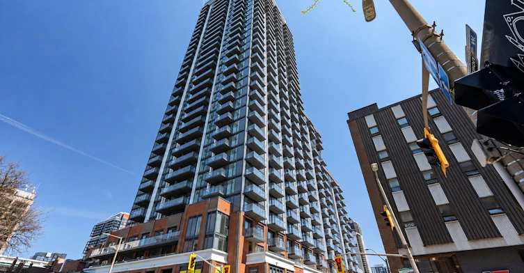 1604-75 James Street S, Hamilton, ON, L8P 2Y9