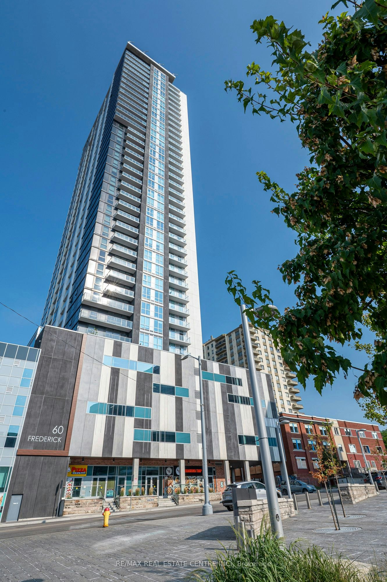 3613-60 Frederick Street, Kitchener, ON, N2H 0C7 - 2