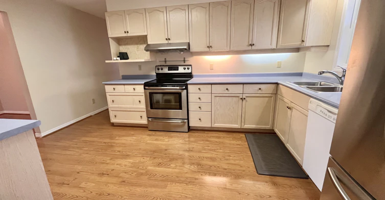 27 Loraine Avenue, Quinte West, ON, K8V 6R4 - 8