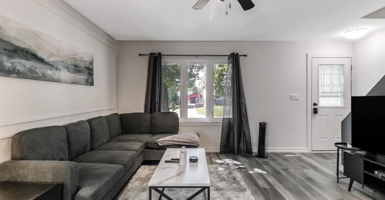 1942 Keen Street, Greater Sudbury, ON, P3B 1Y7 - 9