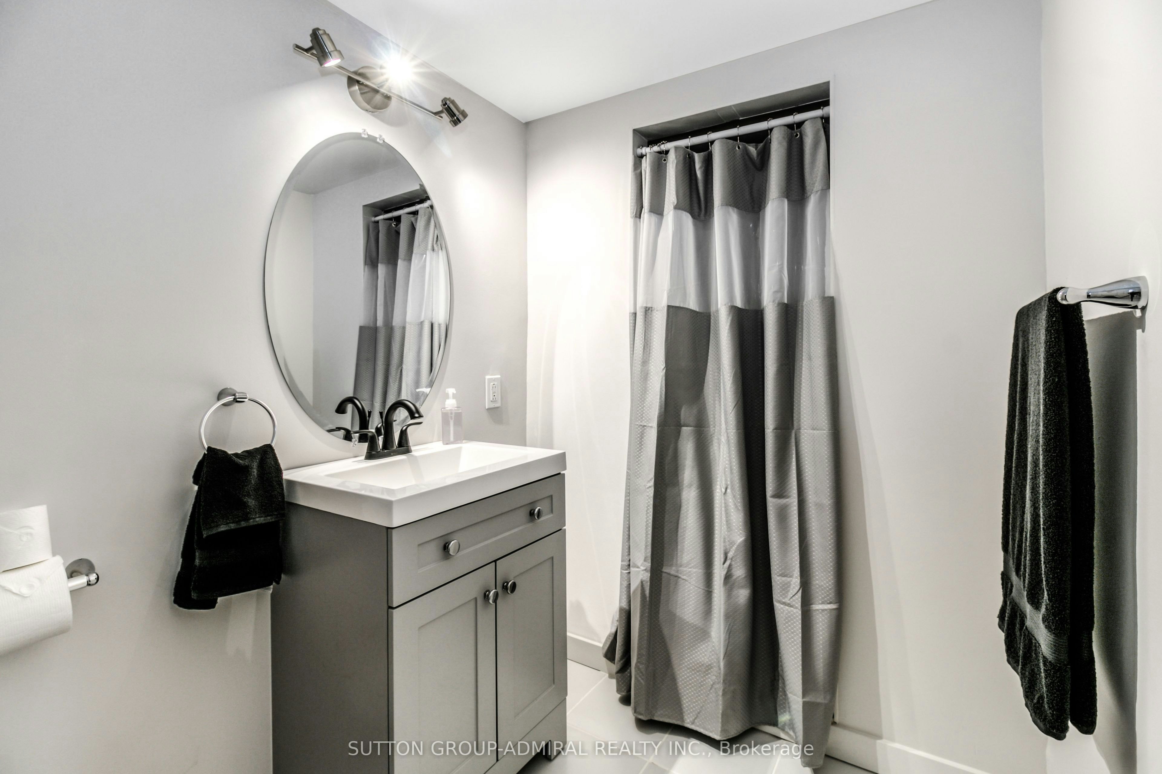 1942 Keen Street, Greater Sudbury, ON, P3B 1Y7 - 17
