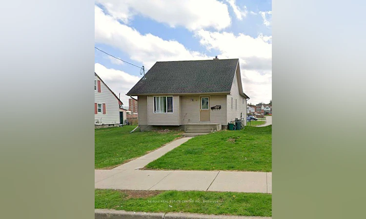 23 Fir Street