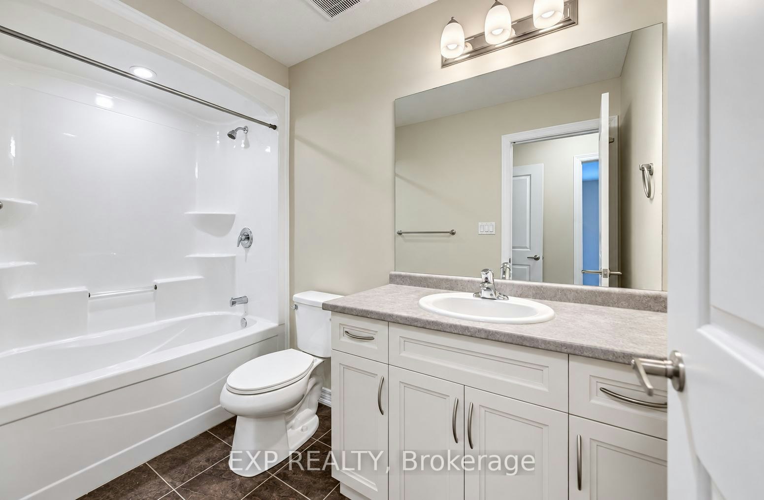 11-30 Balmoral Street, Brant, ON, N3L 0C8 - 18