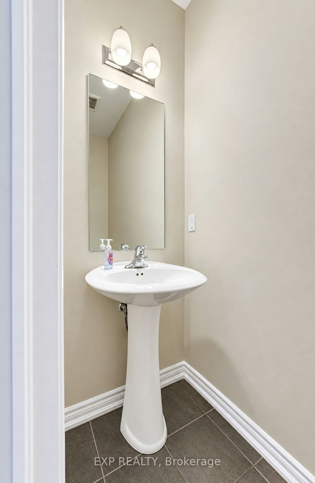 11-30 Balmoral Street, Brant, ON, N3L 0C8 - 23