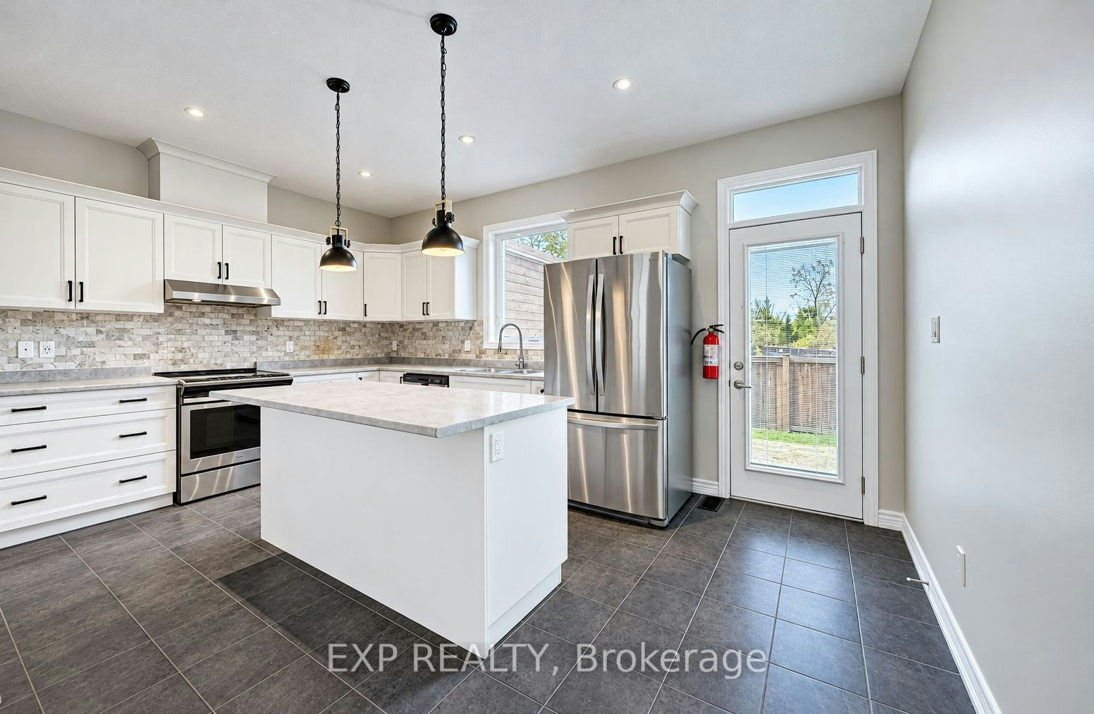 11-30 Balmoral Street, Brant, ON, N3L 0C8 - 10
