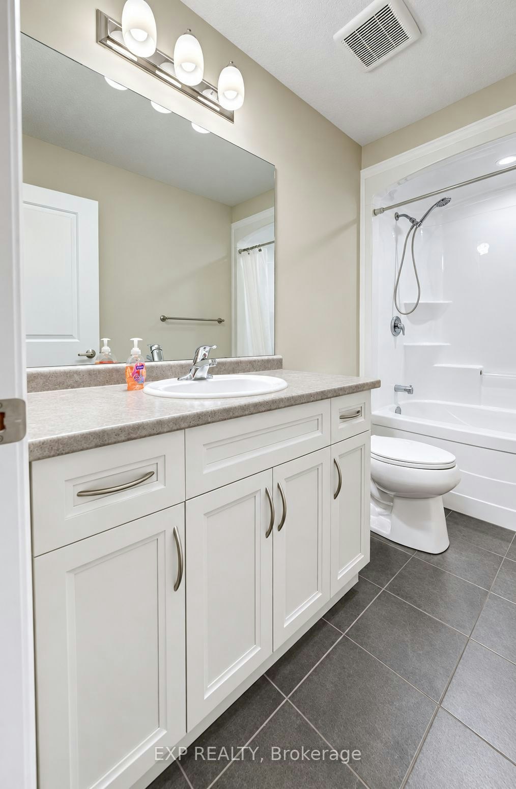 11-30 Balmoral Street, Brant, ON, N3L 0C8 - 22