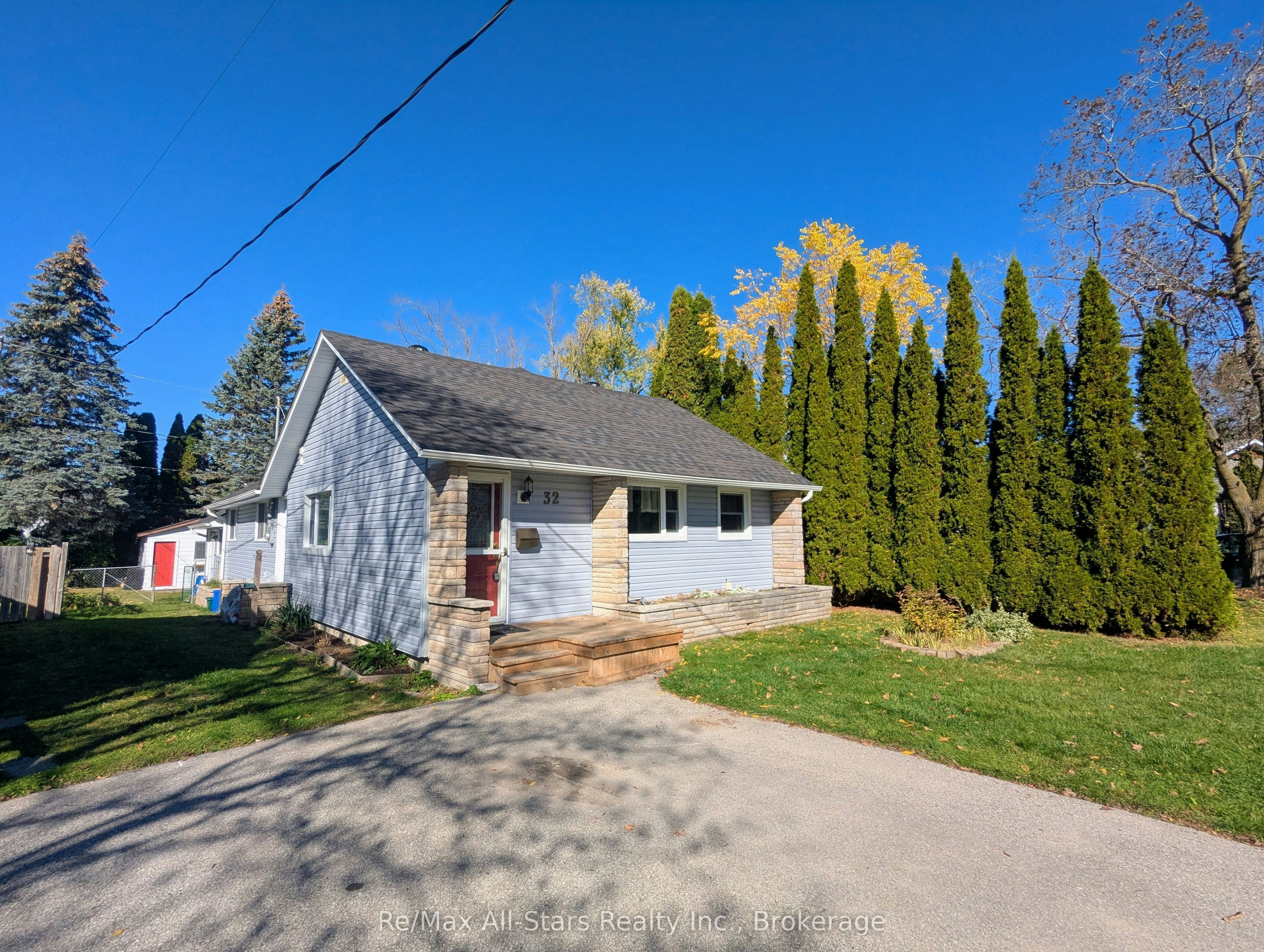 32 Churchill Crescent, Kawartha Lakes, ON, K9V 3Y6