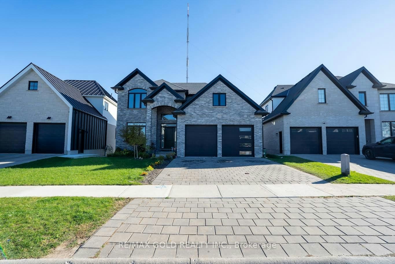1867 Fountain Grass Drive, London, ON, N6K 0K6