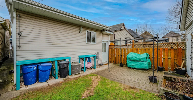 51 Fairview Avenue, Hamilton, ON, L8L 7B7 - 27