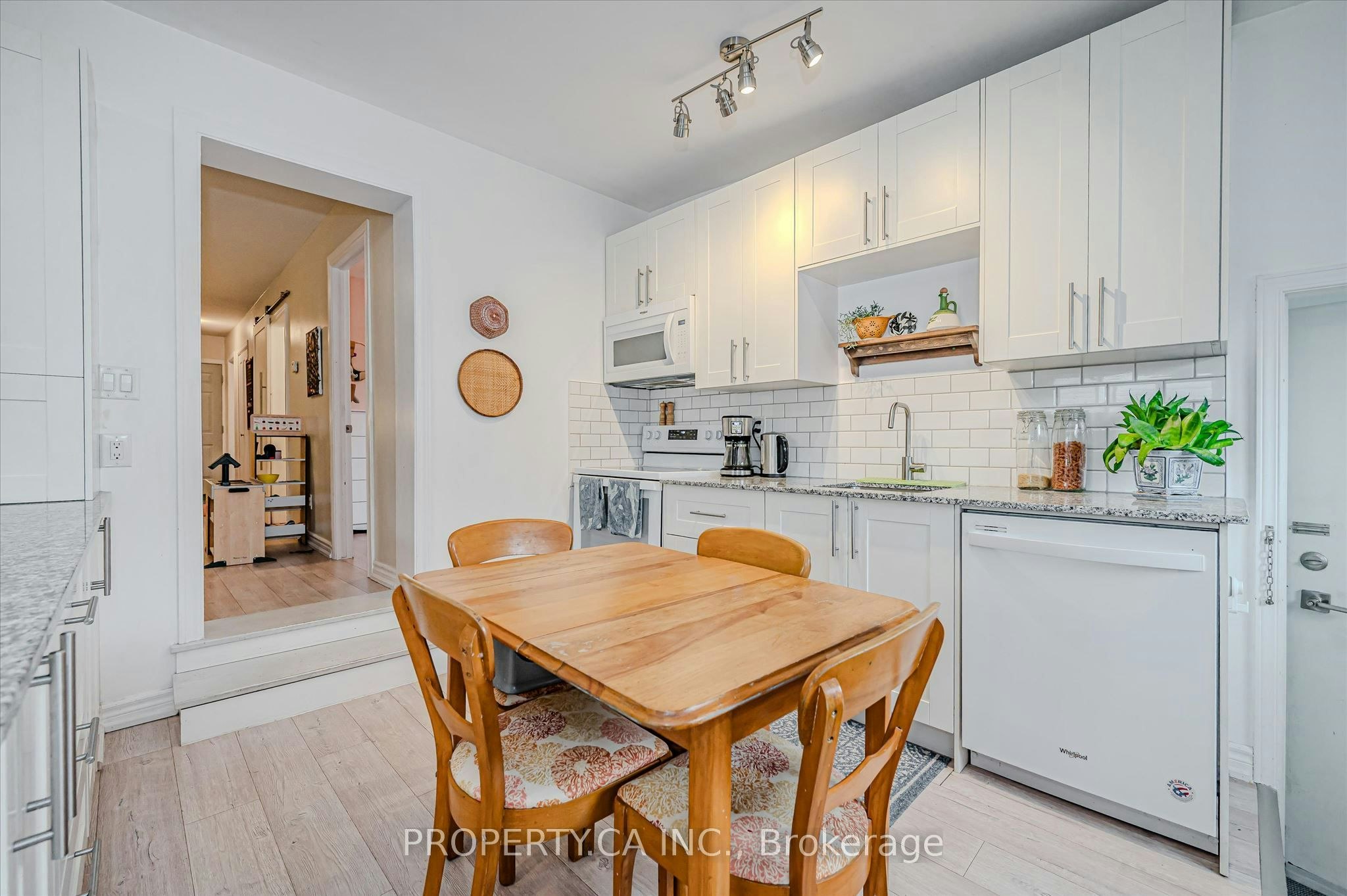 51 Fairview Avenue, Hamilton, ON, L8L 7B7 - 20