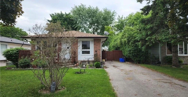 Upper-45 Scotchmere Crescent, London, ON, N6E 1Z9