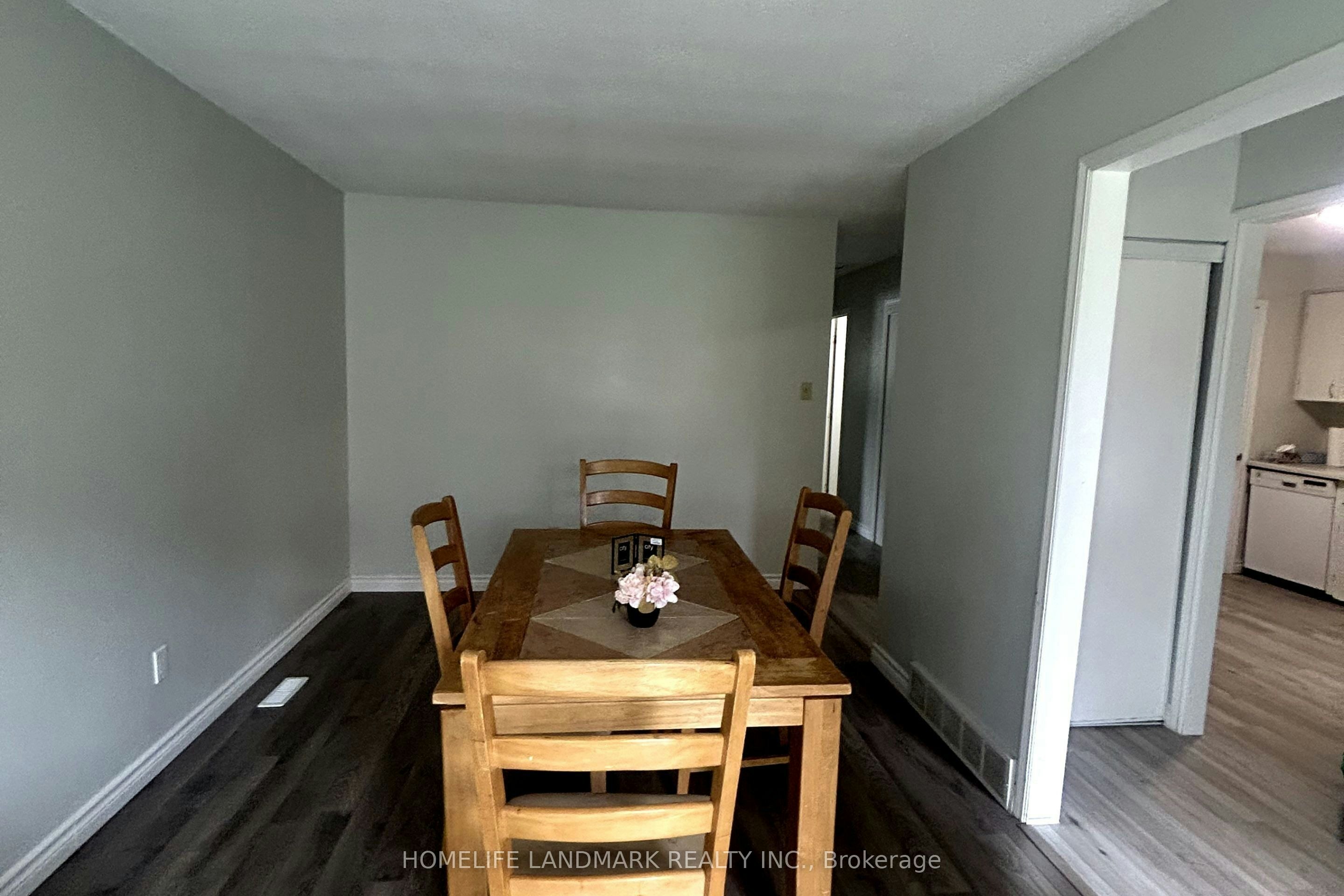 Upper-45 Scotchmere Crescent, London, ON, N6E 1Z9 - 2