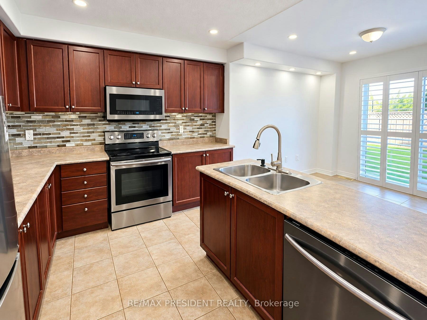 45 Lucas Crescent, Kawartha Lakes, ON, K9V 0C5 - 8