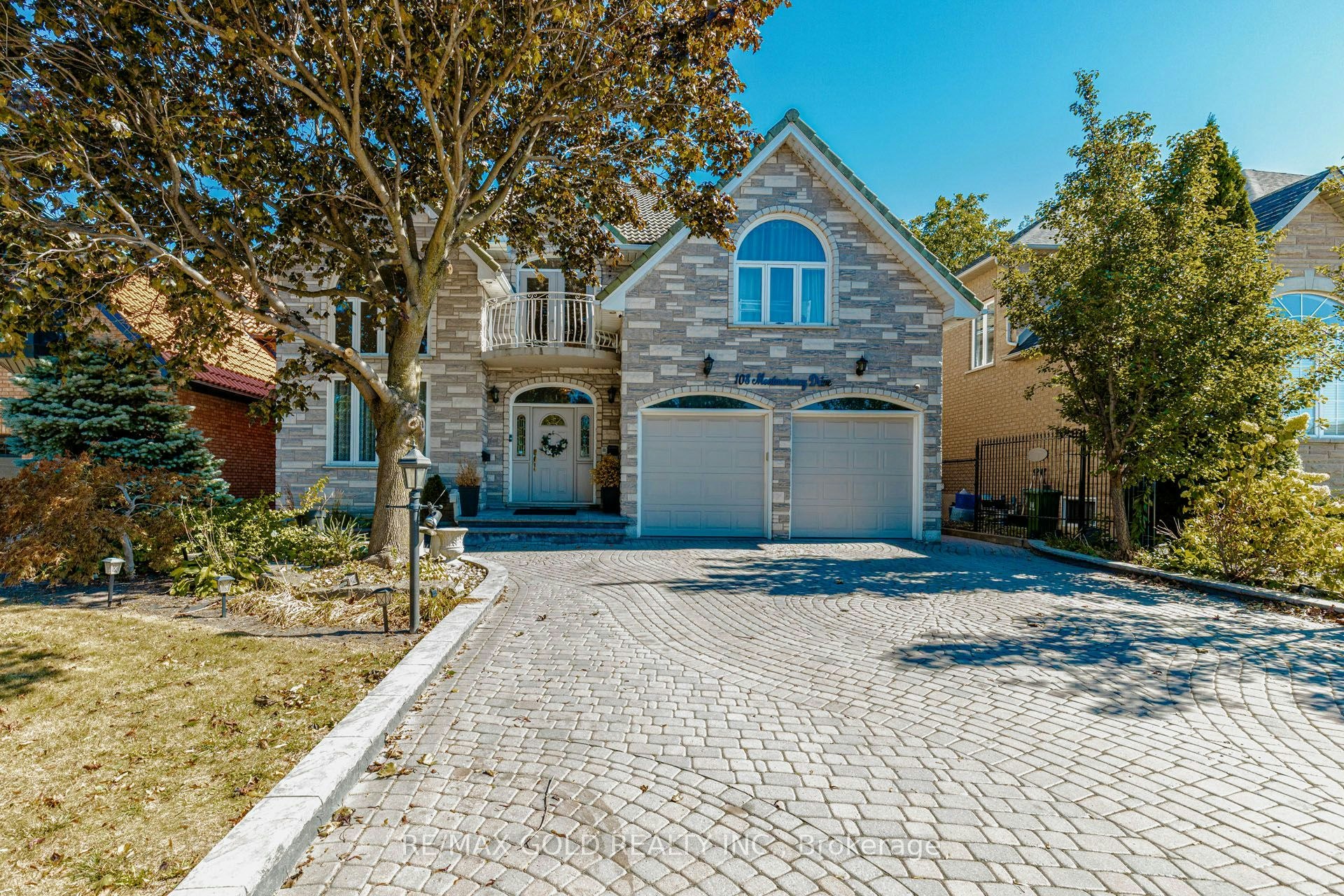 108 Montmorency Drive, Hamilton, ON, L8K 6R1