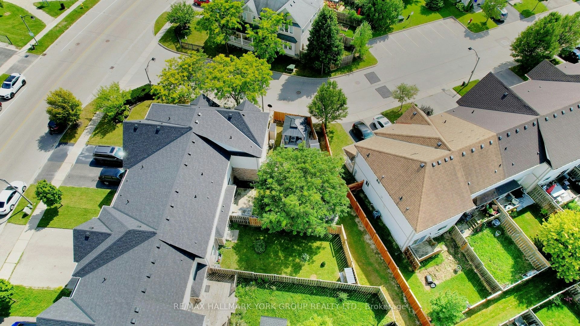 214 Blackburn Drive, Brantford, ON, N3T 0C4 - 37