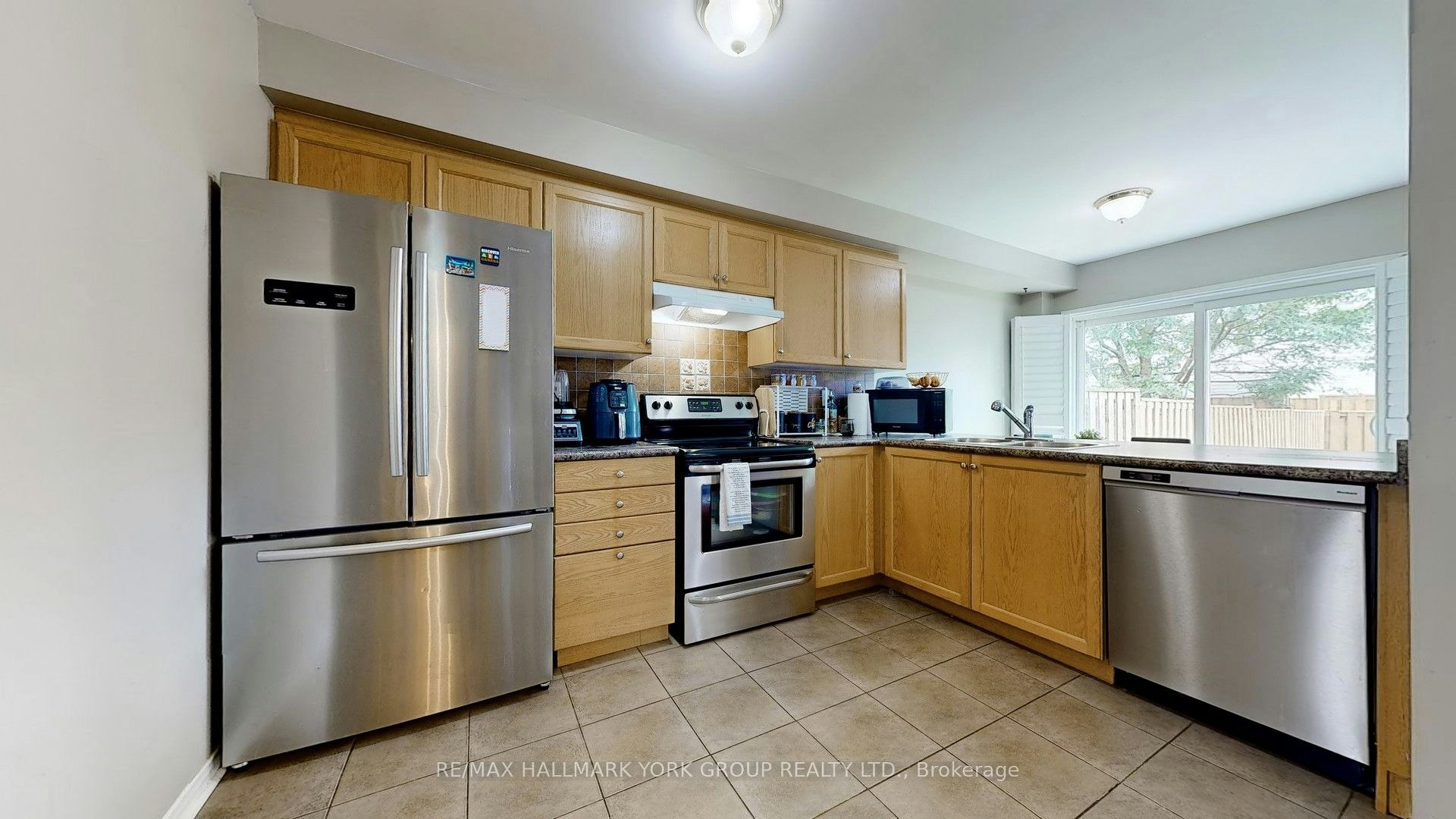 214 Blackburn Drive, Brantford, ON, N3T 0C4 - 10