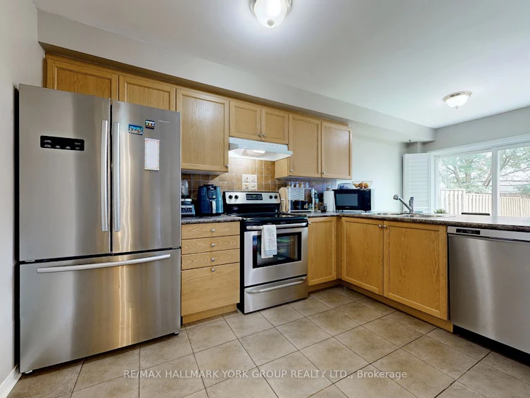 214 Blackburn Drive, Brantford, ON, N3T 0C4 - 10