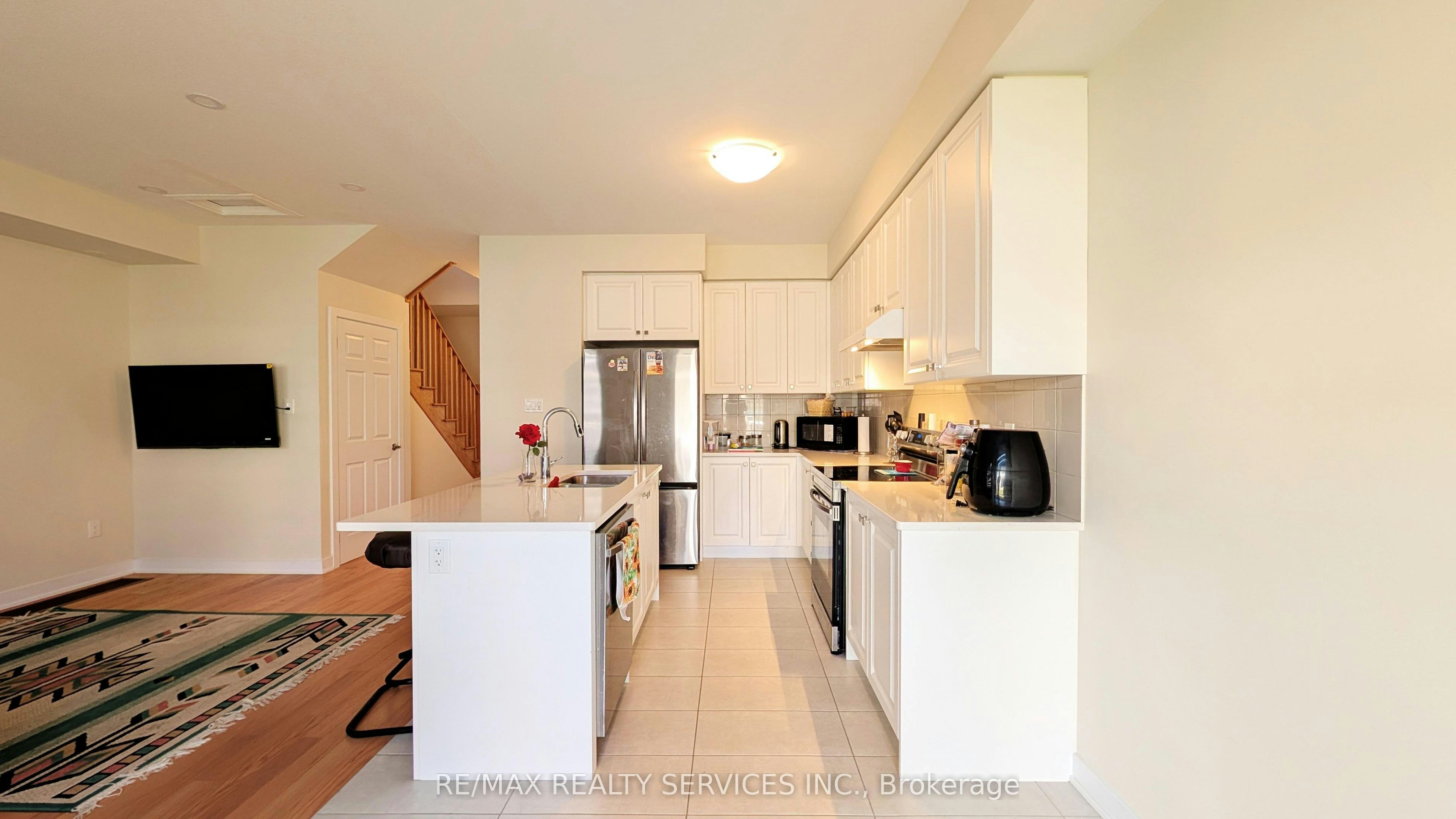 UPPER-21 Keelson Street, Welland, ON, L4B 0M2 - 16