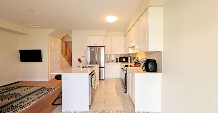 UPPER-21 Keelson Street, Welland, ON, L4B 0M2 - 16