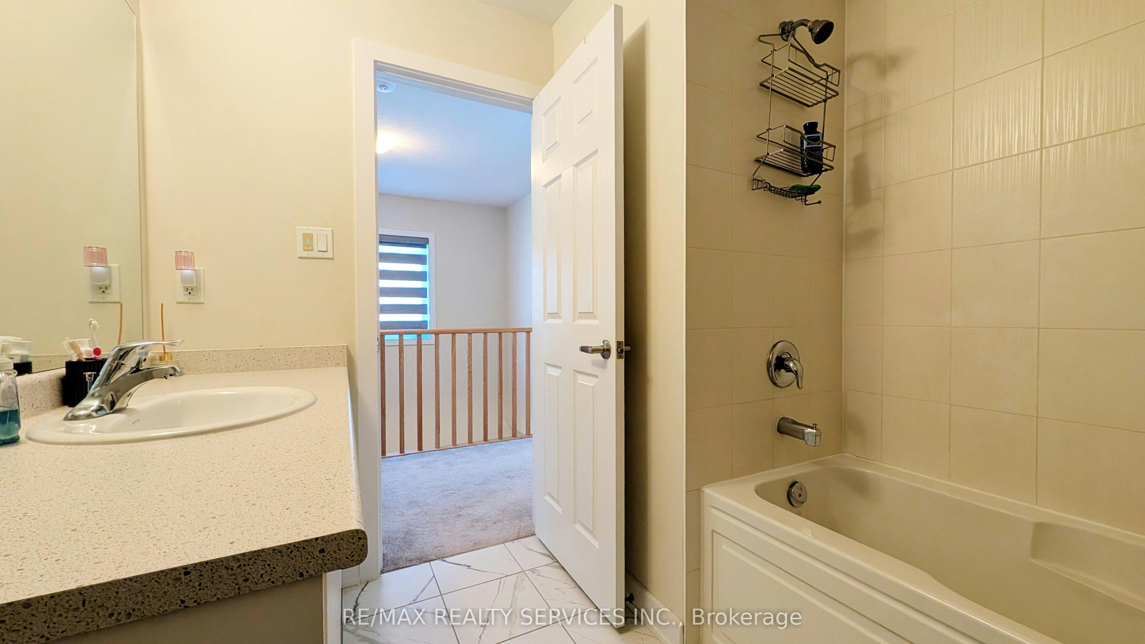 UPPER-21 Keelson Street, Welland, ON, L4B 0M2 - 37