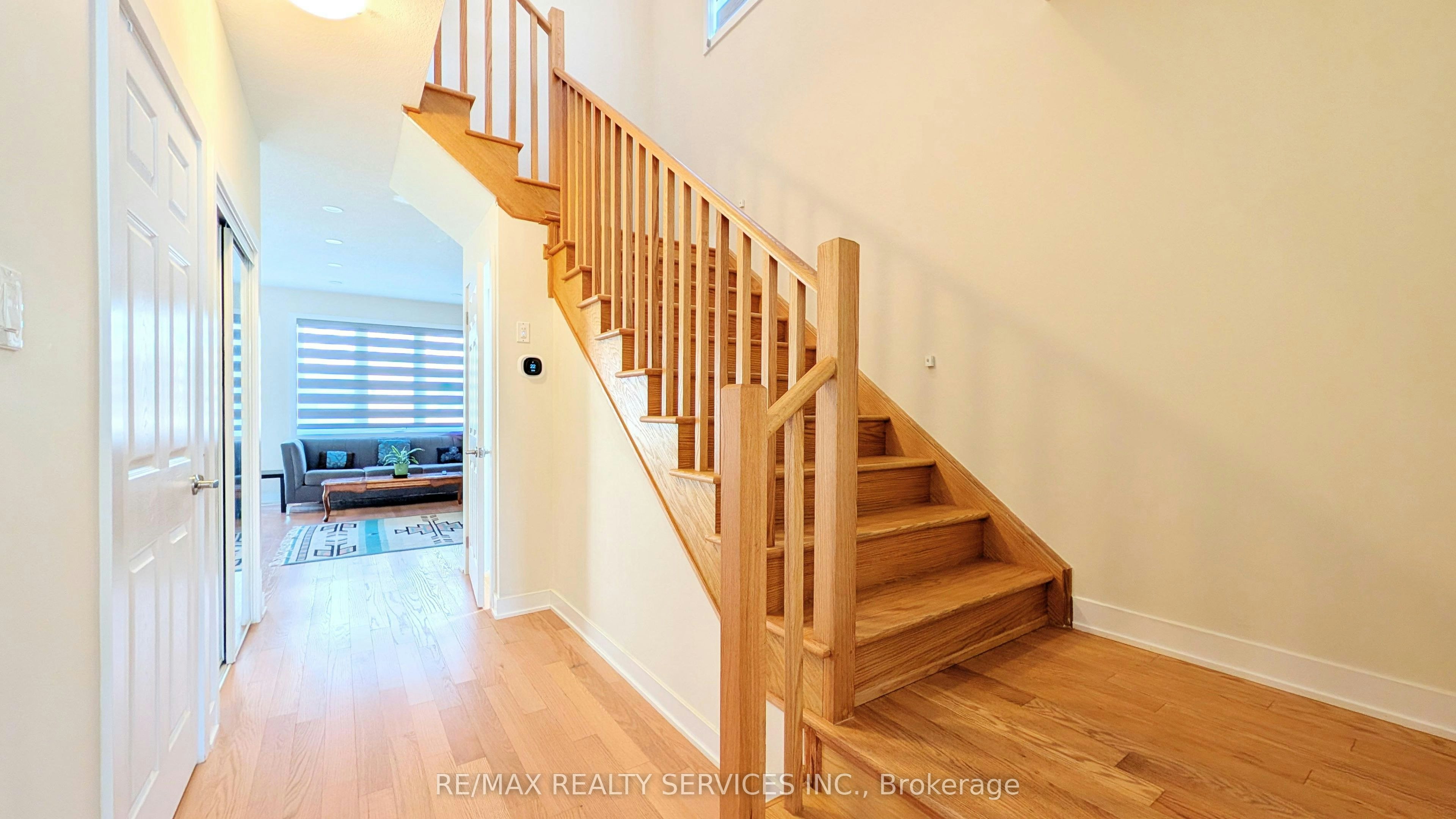 UPPER-21 Keelson Street, Welland, ON, L4B 0M2 - 7