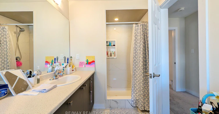 UPPER-21 Keelson Street, Welland, ON, L4B 0M2 - 31