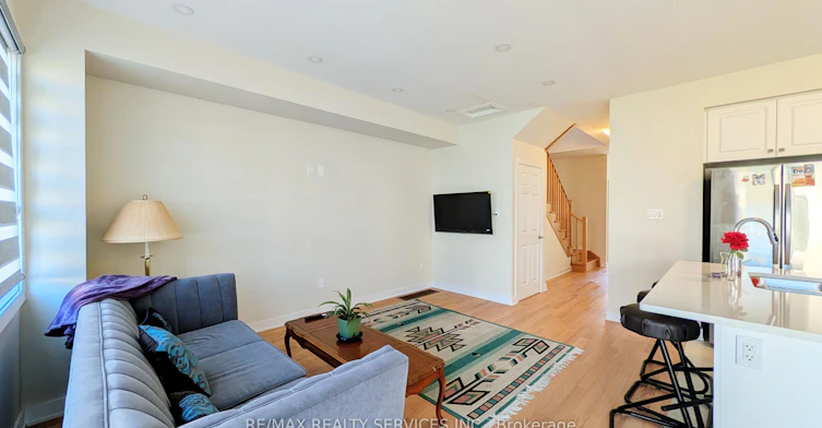 UPPER-21 Keelson Street, Welland, ON, L4B 0M2 - 11