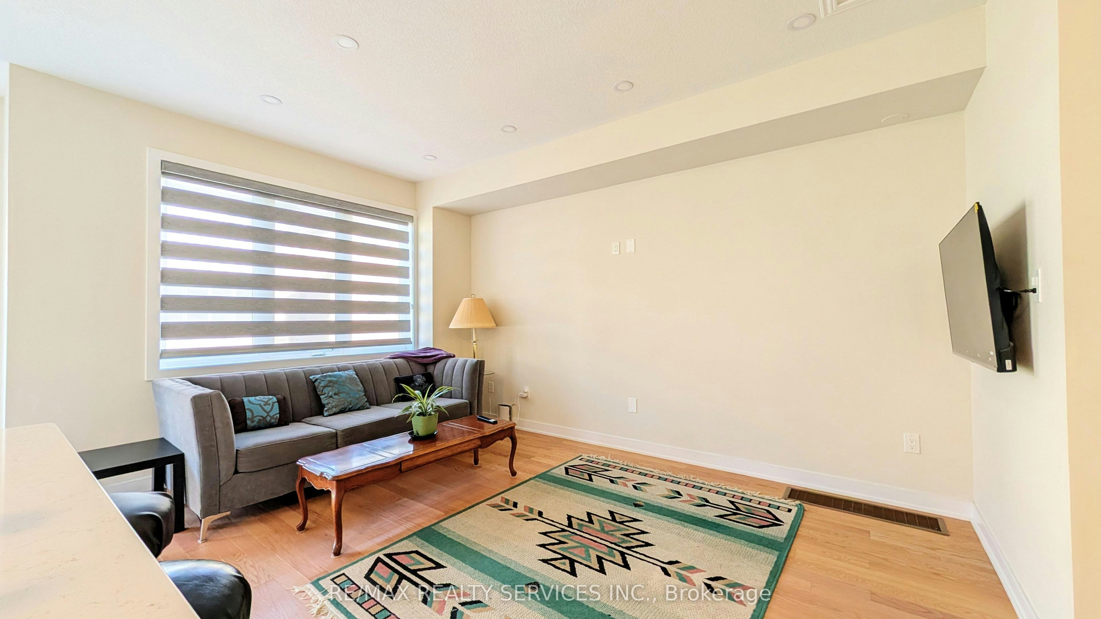 UPPER-21 Keelson Street, Welland, ON, L4B 0M2 - 10