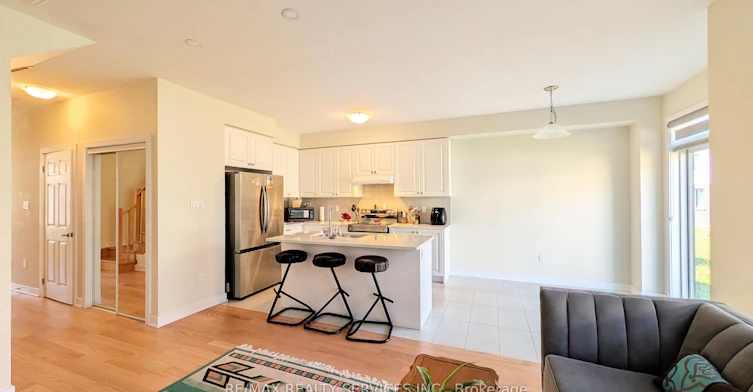 UPPER-21 Keelson Street, Welland, ON, L4B 0M2 - 12