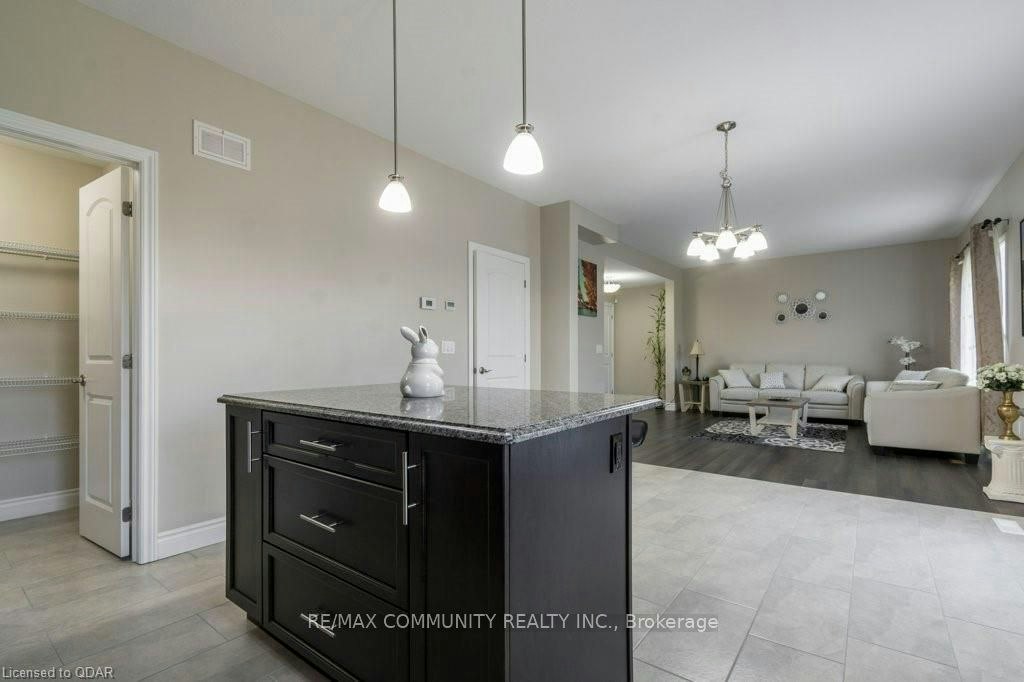 94 Redwood Drive, Belleville, ON, K8N 0H5 - 7