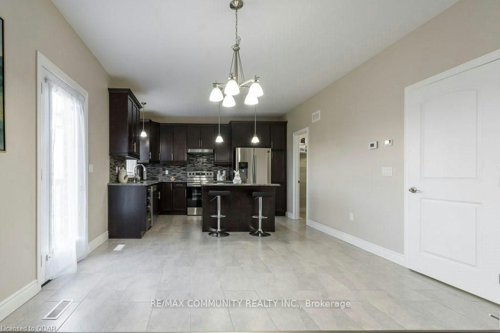 94 Redwood Drive, Belleville, ON, K8N 0H5 - 4