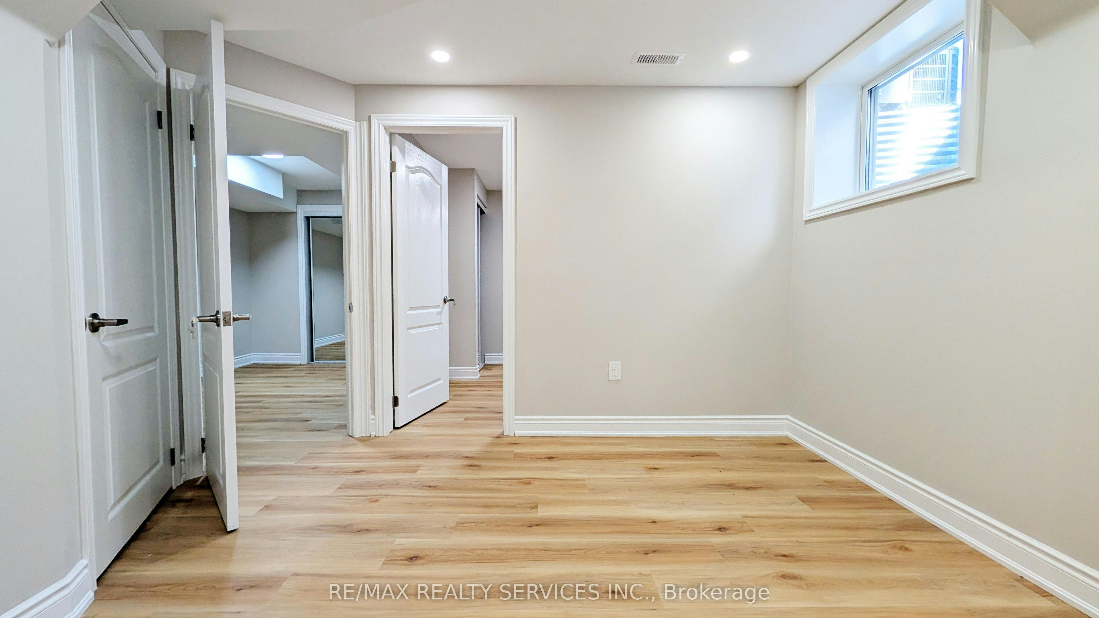 BASMENT-21 Keelson Street, Welland, ON, L4B 0M2 - 10
