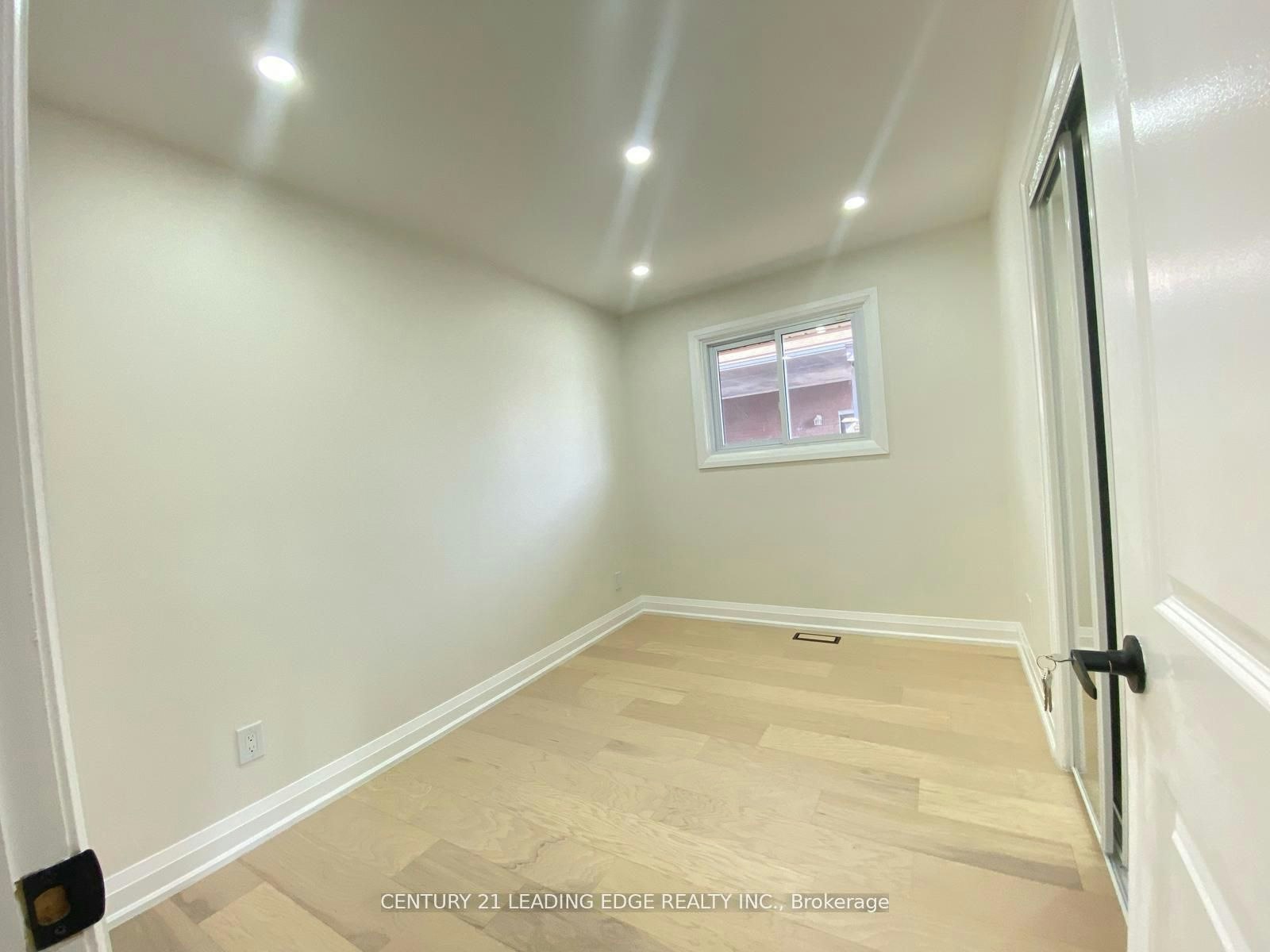 Upper-66 Beech Avenue, Cambridge, ON, N3C 1X5 - 6