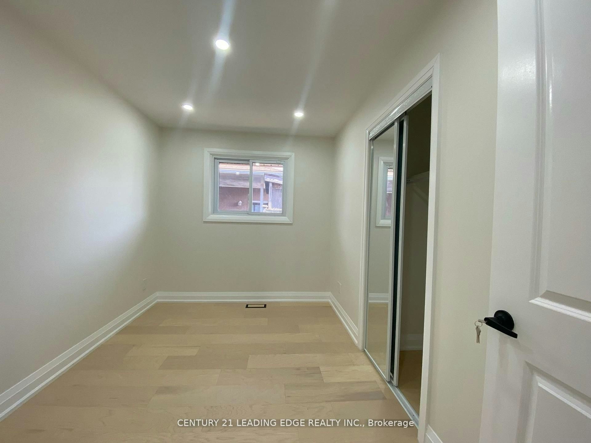 Upper-66 Beech Avenue, Cambridge, ON, N3C 1X5 - 9