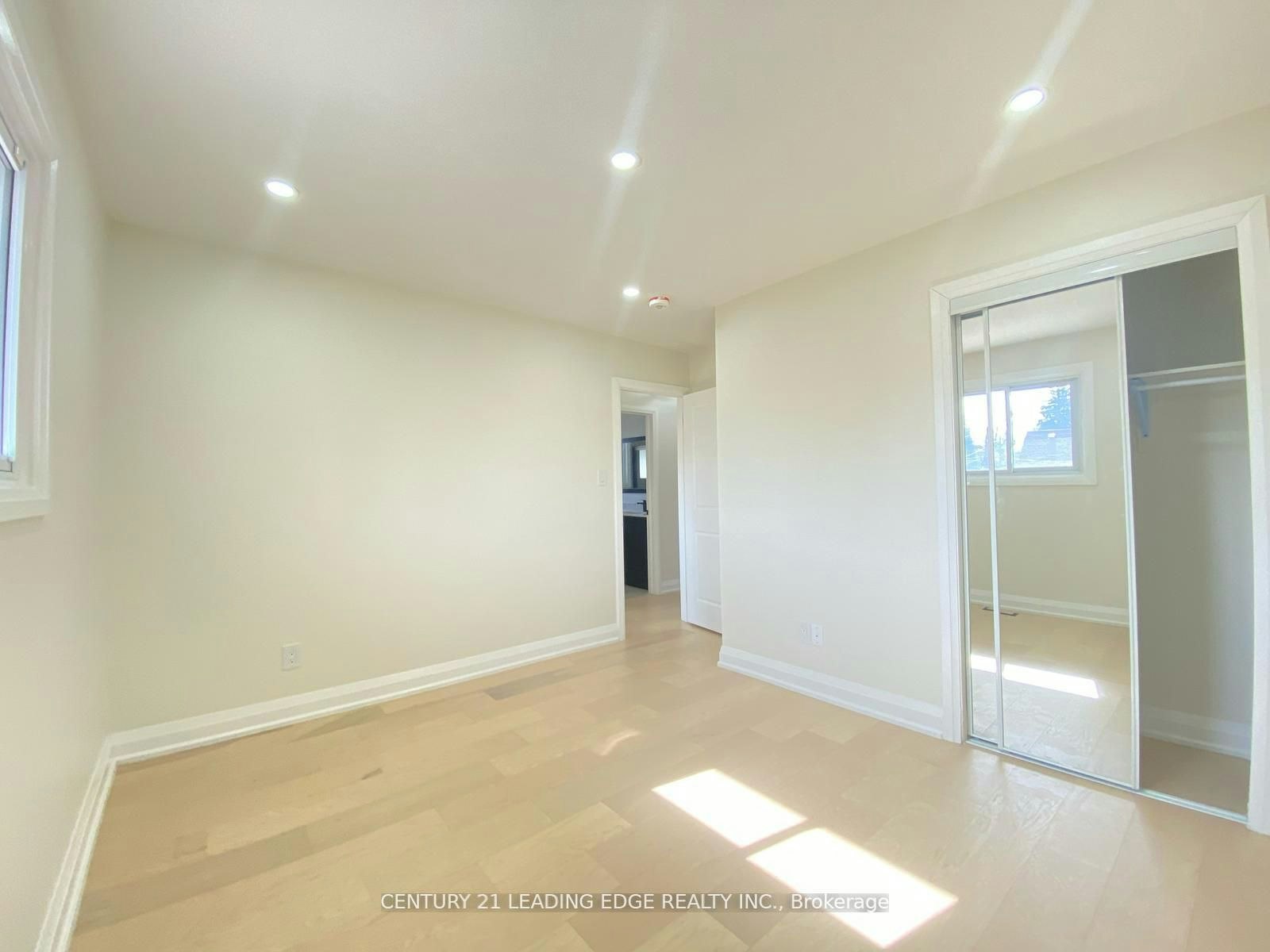 Upper-66 Beech Avenue, Cambridge, ON, N3C 1X5 - 10