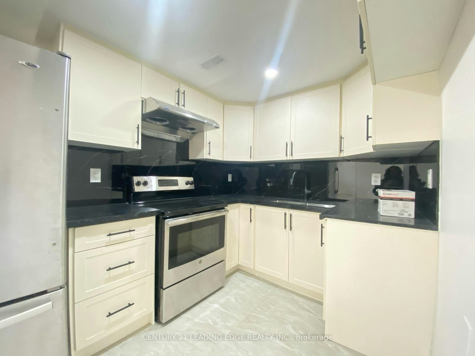 Lower-66 Beech Avenue, Cambridge, ON, N3C 1X5