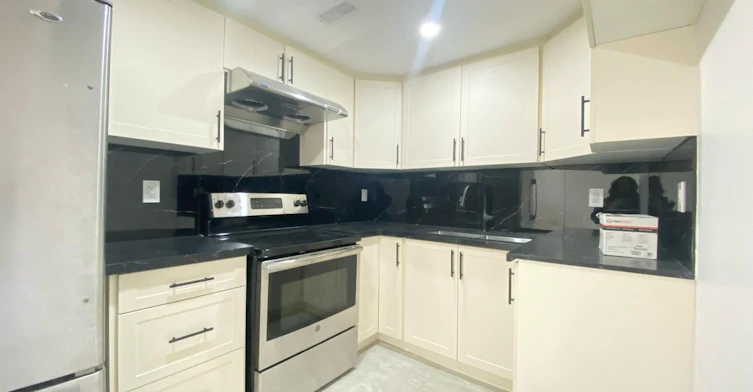 Lower-66 Beech Avenue, Cambridge, ON, N3C 1X5