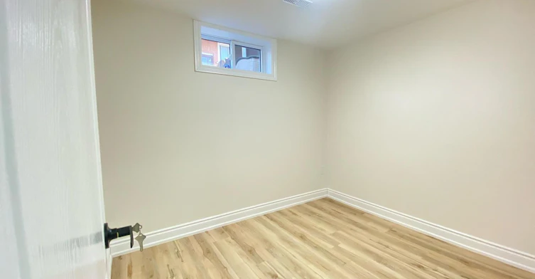 Lower-66 Beech Avenue, Cambridge, ON, N3C 1X5 - 9
