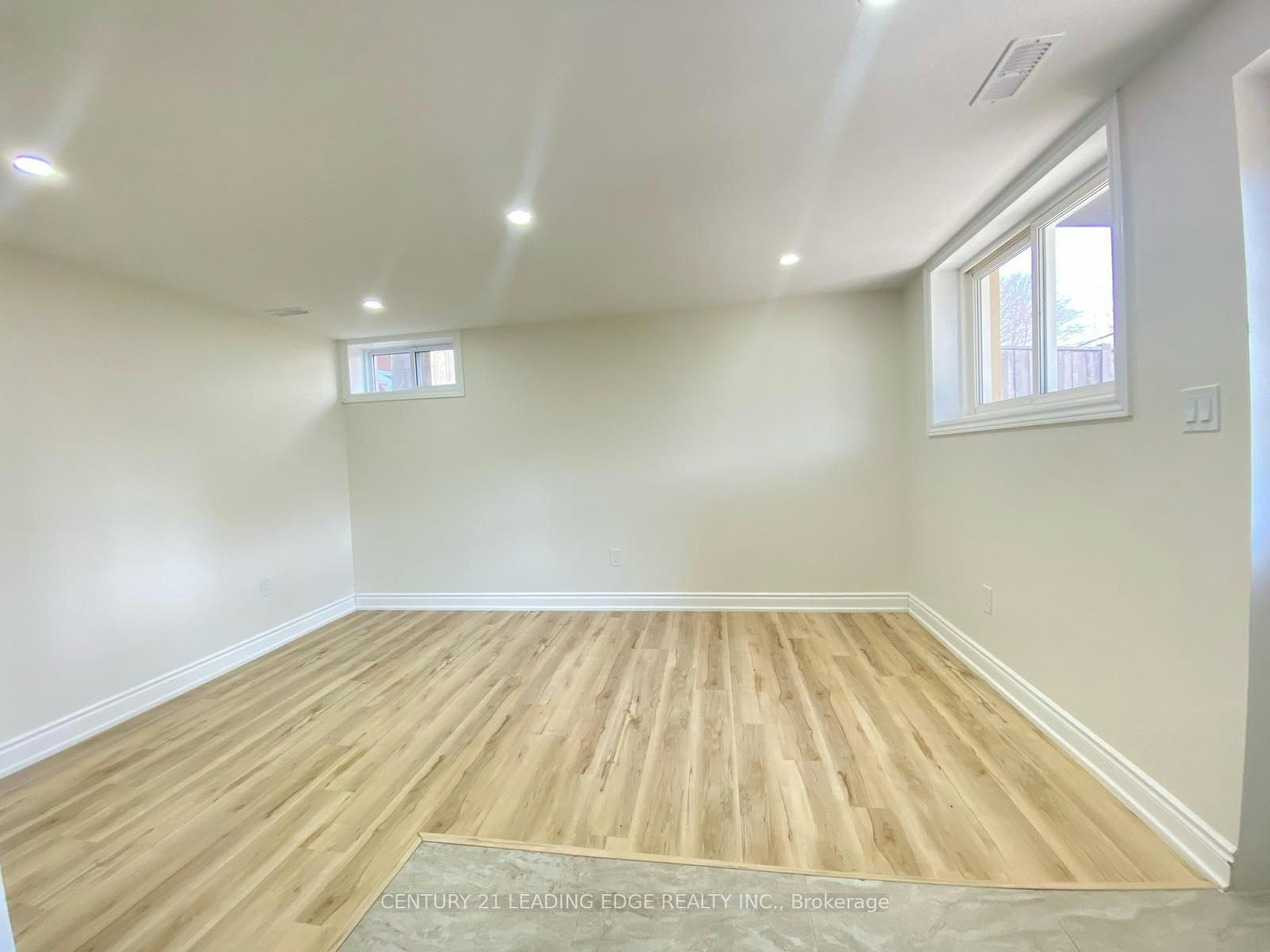 Lower-66 Beech Avenue, Cambridge, ON, N3C 1X5 - 2