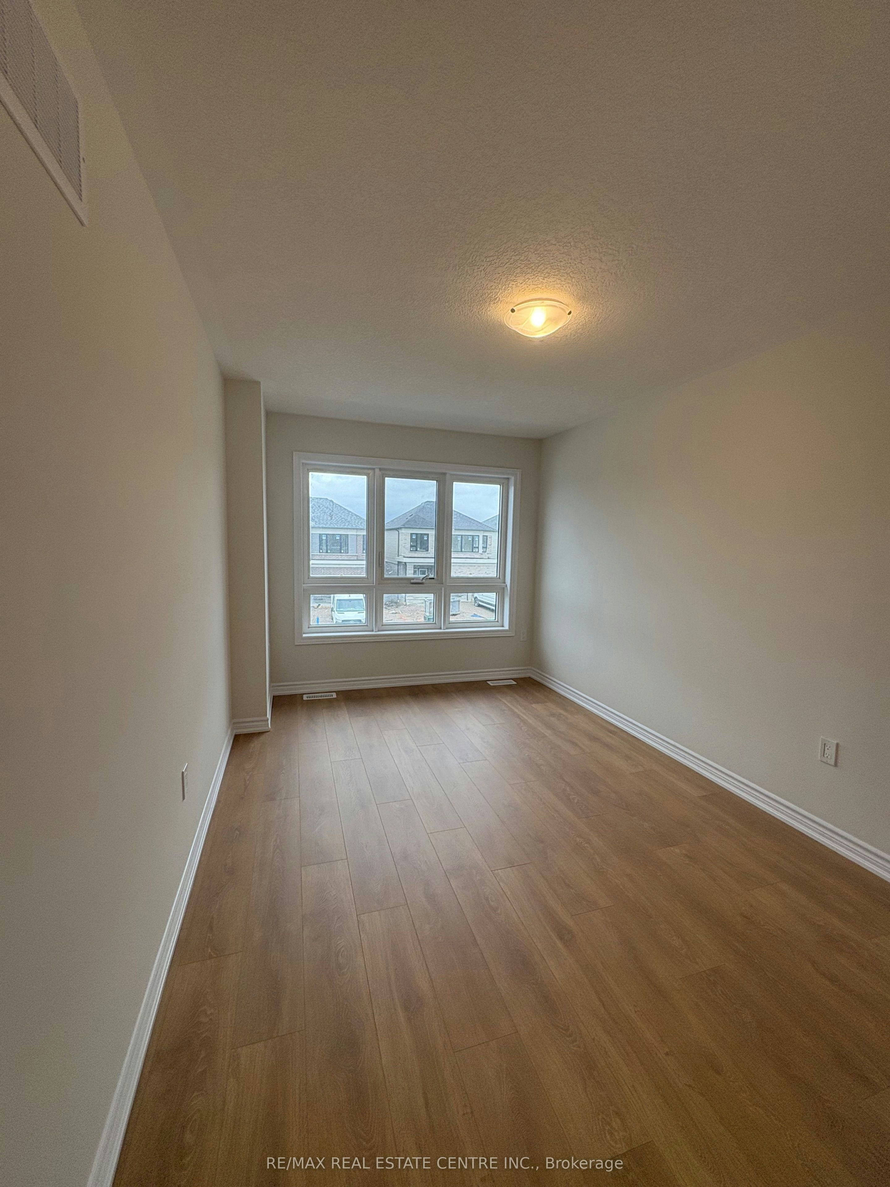 1911 Upper Thames Drive, Woodstock, ON, N4S 7W2 - 9
